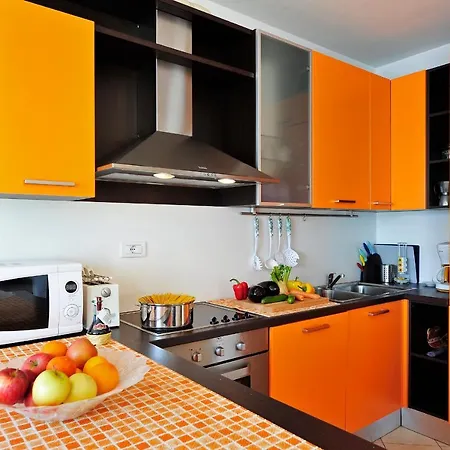 Sleeps 6 Pool Appartement *